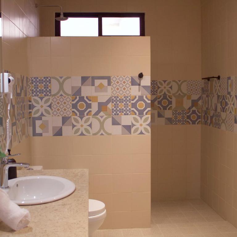 Casa Ku'x - Double Room with Two Double Beds - 3