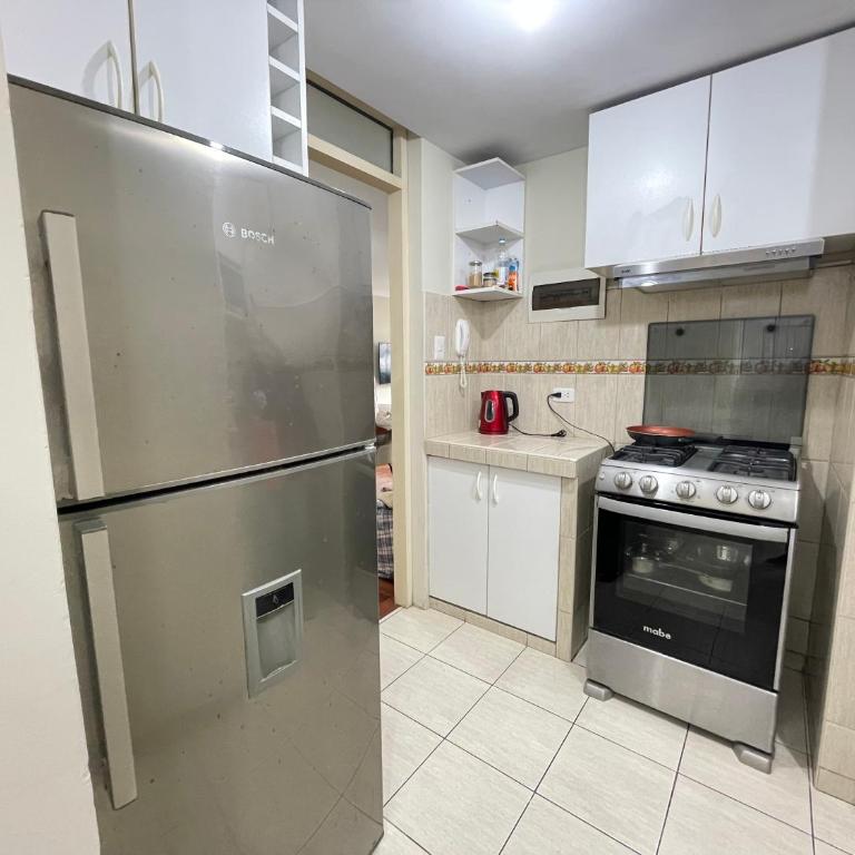 Galvez 3 Dormitorios by Casa Miraflores - Wifi Washer Hot Water - Three-Bedroom Apartment with Balcony - 17