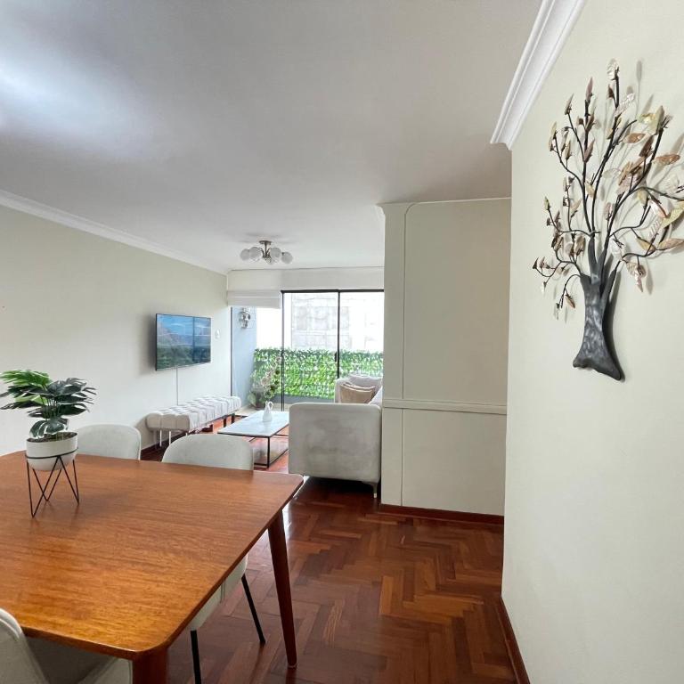 Galvez 3 Dormitorios by Casa Miraflores - Wifi Washer Hot Water - Three-Bedroom Apartment with Balcony - 18