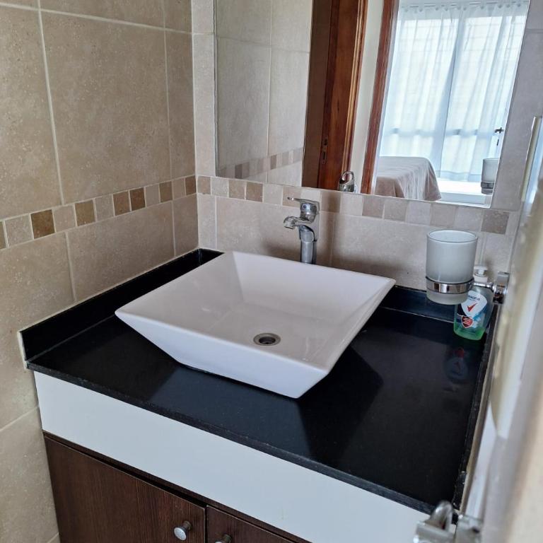 Depto Azcuenaga - Apartamento de 1 dormitorio - 3