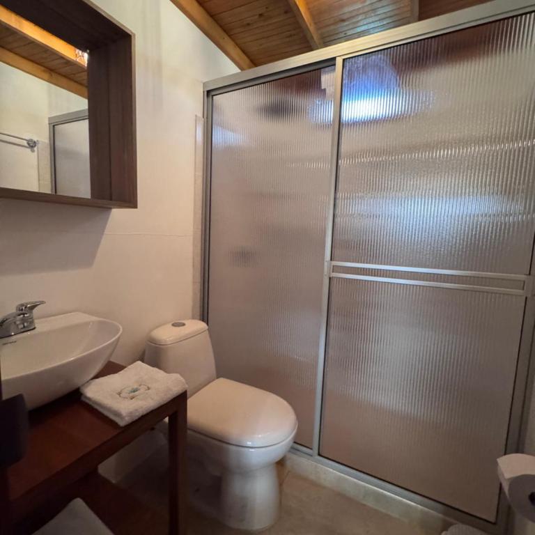 Kumanday Lodge - Deluxe Room - 8