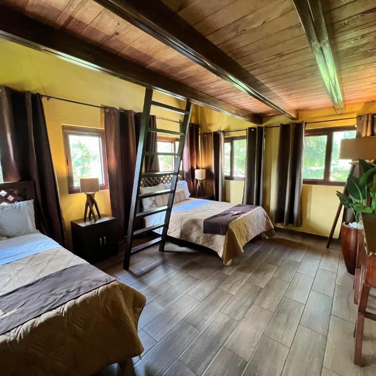 Hermosa cabaña con terraza para disfrutar Cabañas puerta del bosque Mazamitla - Casa de 4 dormitorios - 18