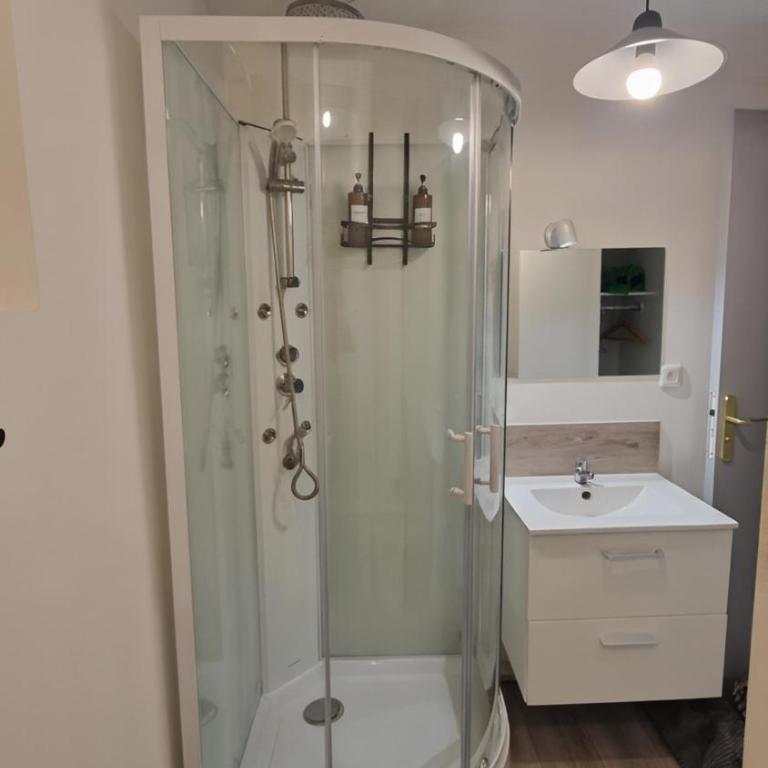 Suite STARK by Kelys - Confort XXL & High-Tech - Appartement 1 Chambre - 24