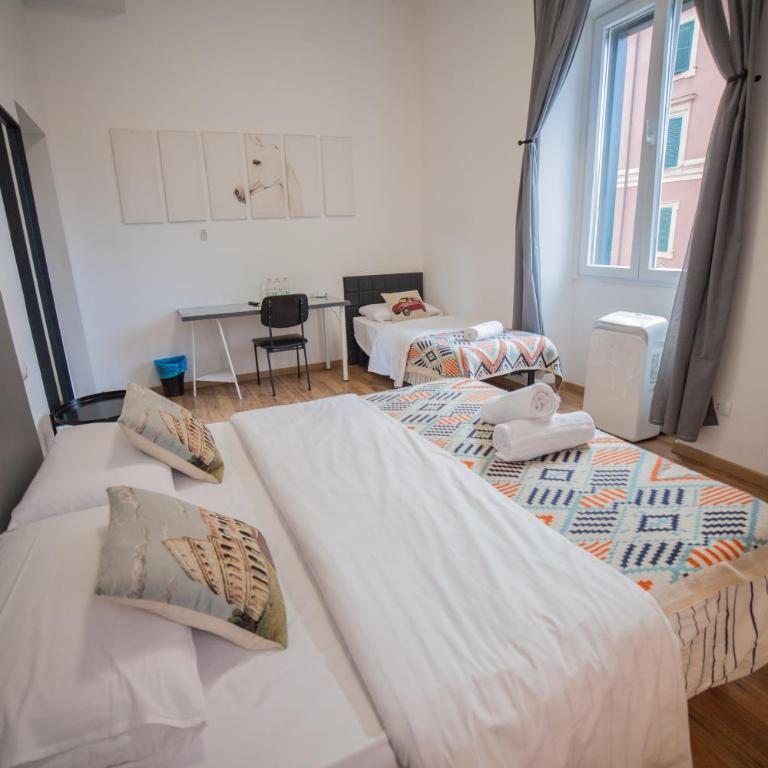 Cosmo GuestHouse - Camera Tripla con Bagno Privato - 24