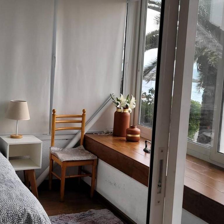 Hermoso departamento frente al mar - Three-Bedroom Apartment - 18