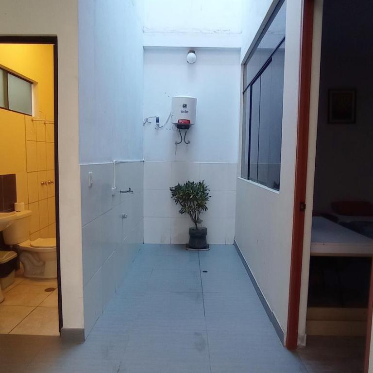 CHANCAY- 1er PISO DEPARTAMENTO - Three-Bedroom Apartment - 13