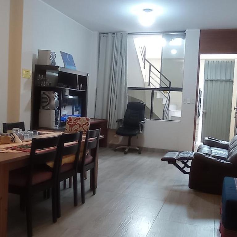 CHANCAY- 1er PISO DEPARTAMENTO - Three-Bedroom Apartment - 22