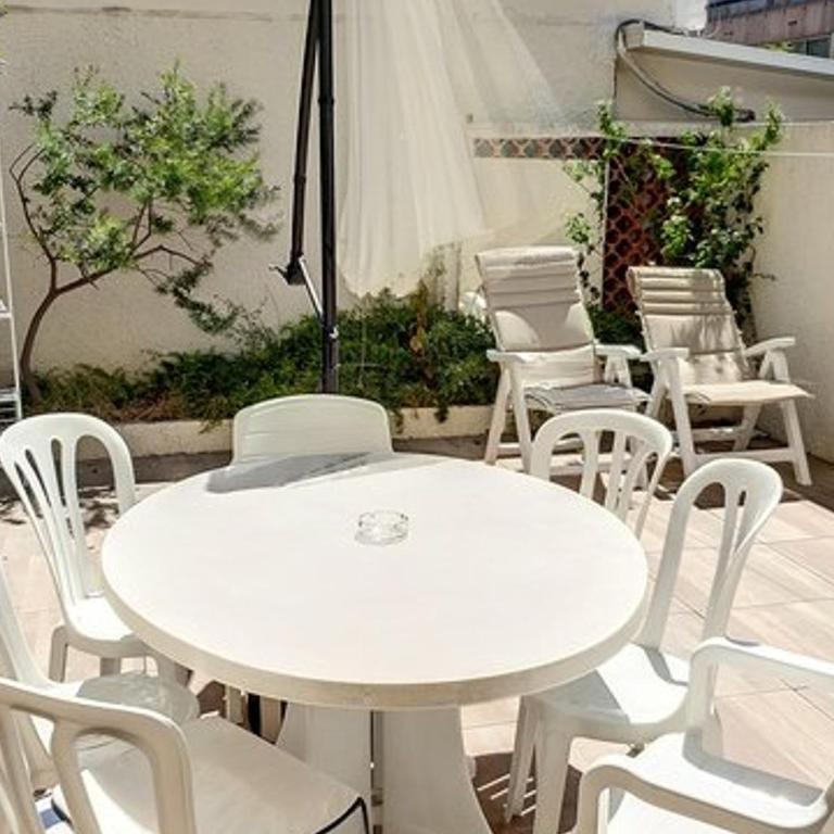 T3 Climatisé avec Terrasse - Accès Plage, Animaux Acceptés - FR-1-610-122 - Apartment - 1