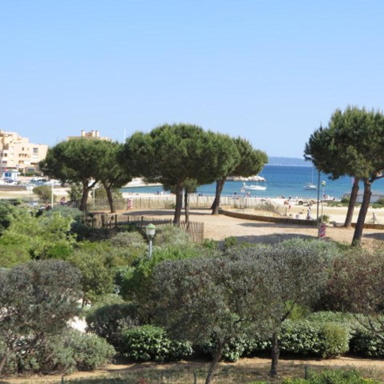 T3 Climatisé avec Terrasse - Accès Plage, Animaux Acceptés - FR-1-610-122 - Apartment - 14