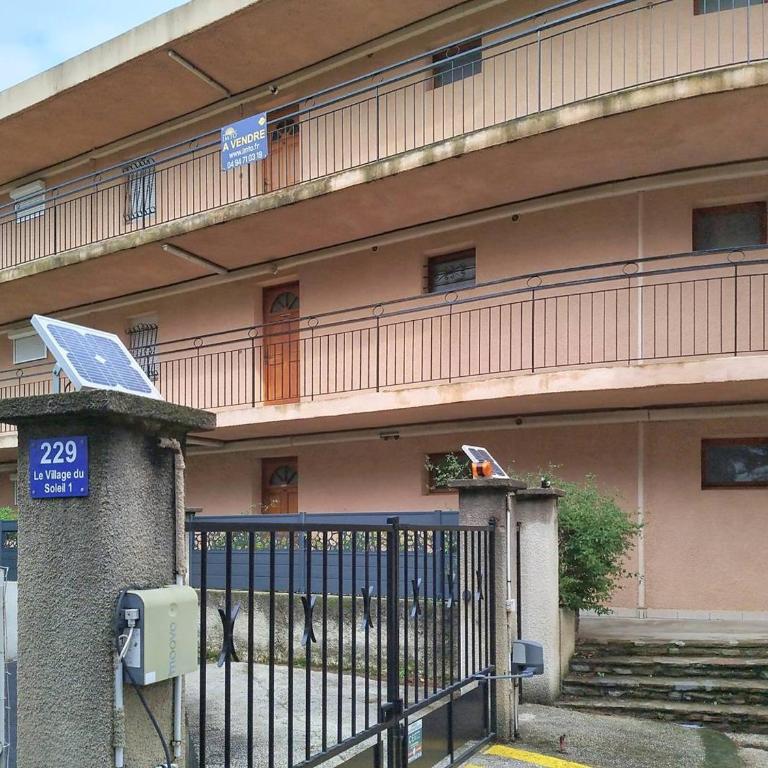 T2 Cabine 33m², Terrasse, Parking, 6 Pers - FR-1-610-123 - Appartement - 18