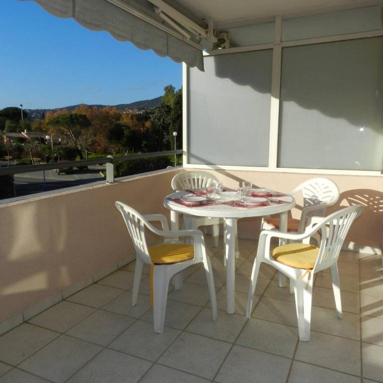 Studio avec Terrasse - Le Lavandou - FR-1-251-931 - Appartement - 1