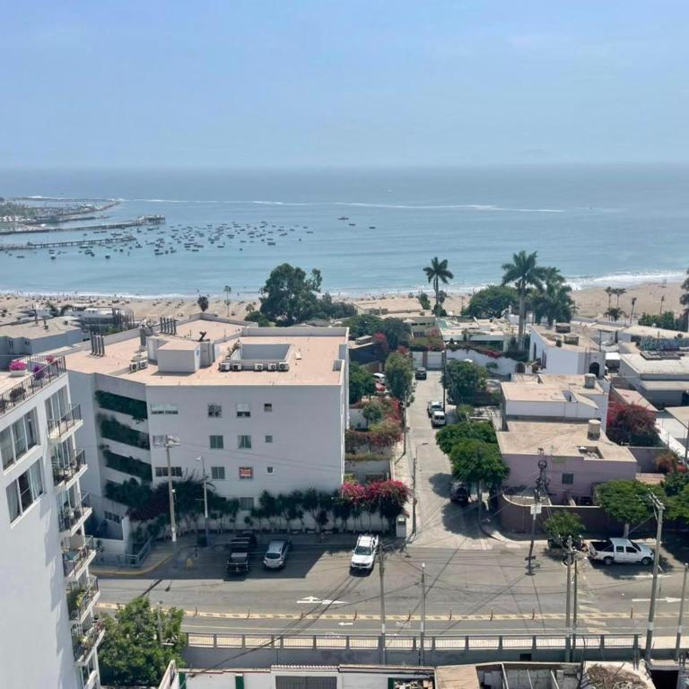 Departamento cerca al mar con terraza panoramica - One-Bedroom Apartment - 1