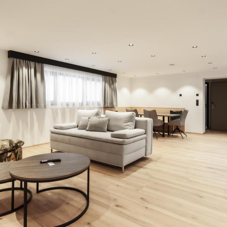 ötztalLOFT - Superior Apartment mit 3 Schlafzimmern - 1