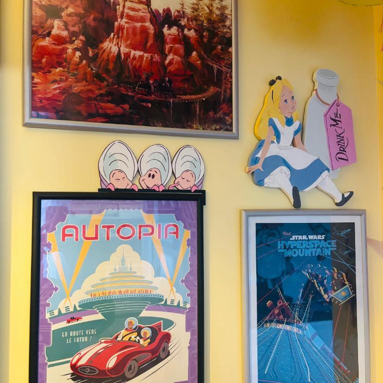 THE ENCHANTED HOUSE ( 15 min walk to Disney) - Apartment mit 2 Schlafzimmern - 38
