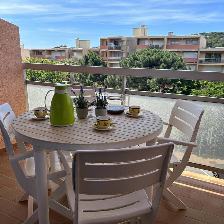 BO240-A21 Appartement 2 PIECES 4 couchages BORMES LES MIMOSAS - One-Bedroom Apartment - 1