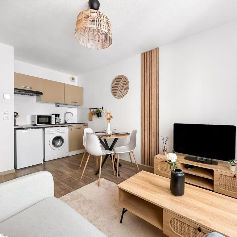 Cosy Appartement a Deux Pas de la Gare - One-Bedroom Apartment - 7