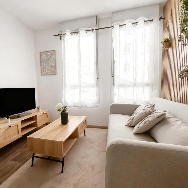 Cosy Appartement a Deux Pas de la Gare - One-Bedroom Apartment - 3
