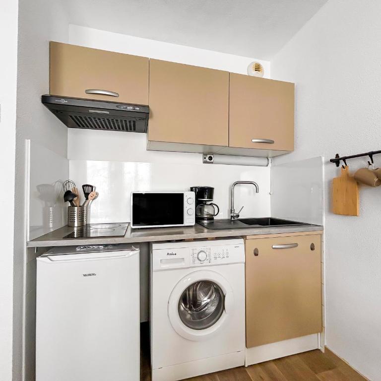 Cosy Appartement a Deux Pas de la Gare - One-Bedroom Apartment - 12