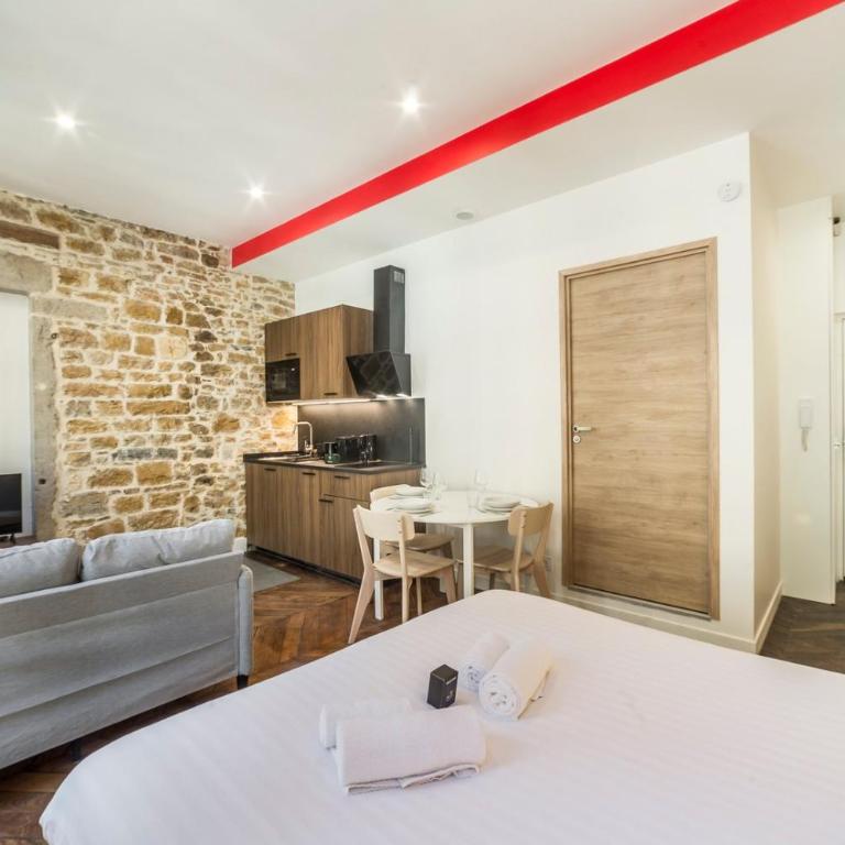 All in Lyon | Les suites Emeraude/Saphir/Rubis au cœur de Lyon - Apartment- Suite Rubis - 15