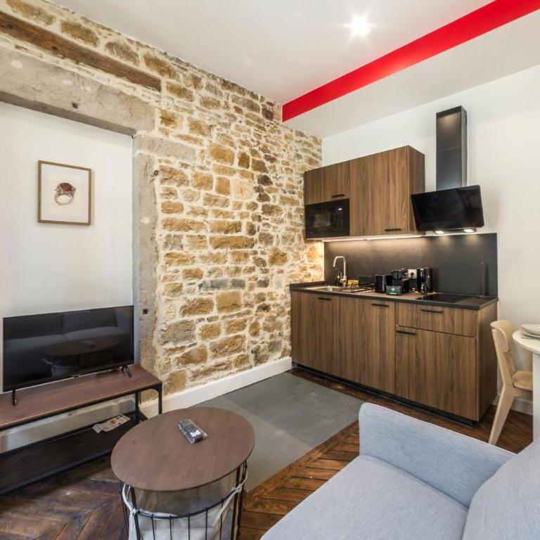 All in Lyon | Les suites Emeraude/Saphir/Rubis au cœur de Lyon - Apartment- Suite Rubis - 11