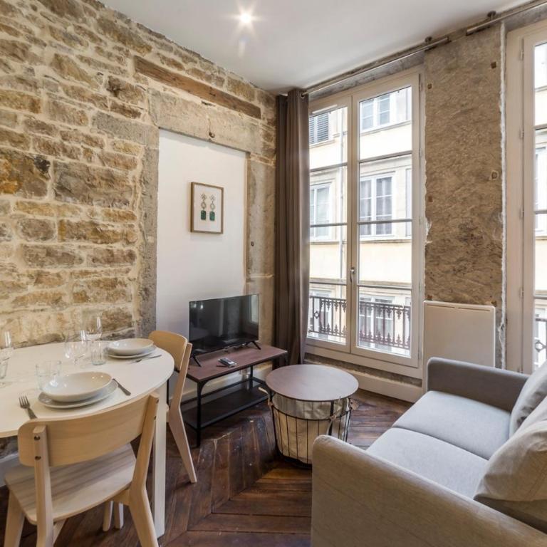 All in Lyon | Les suites Emeraude/Saphir/Rubis au cœur de Lyon - Apartment - Suite Emeraude - 5