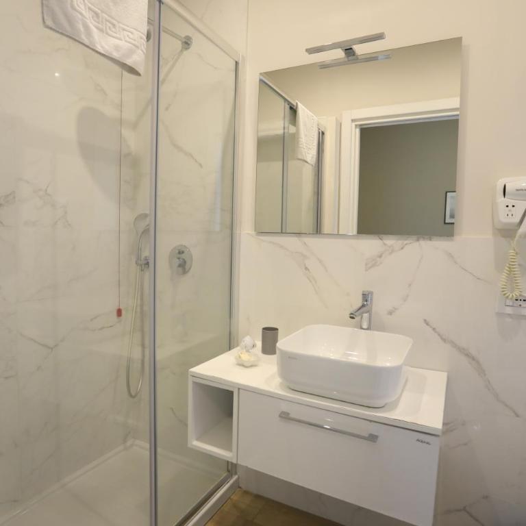 B&B Costa degli Dei - Deluxe Double or Twin Room with Sea View - 13