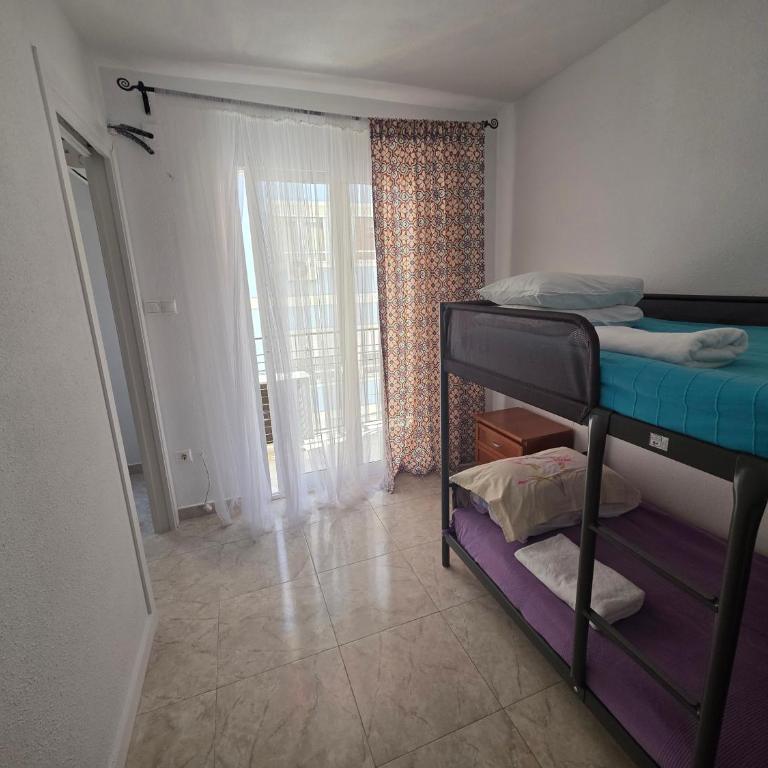 Gutierrez Apartment - Two-Bedroom Apartment - 25
