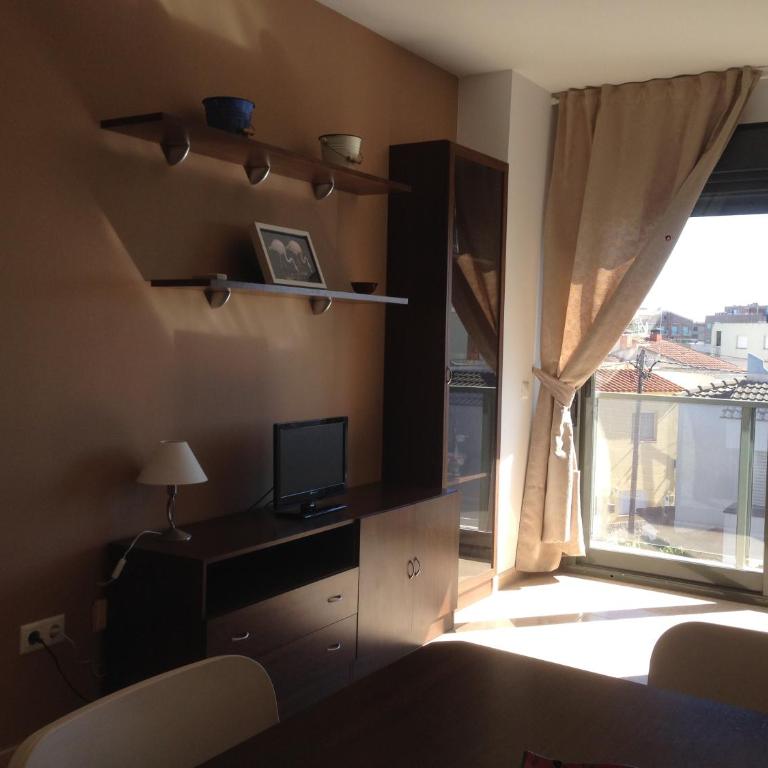 Mi Apartamento en el Delta del Ebro - Apartment with Balcony - 1