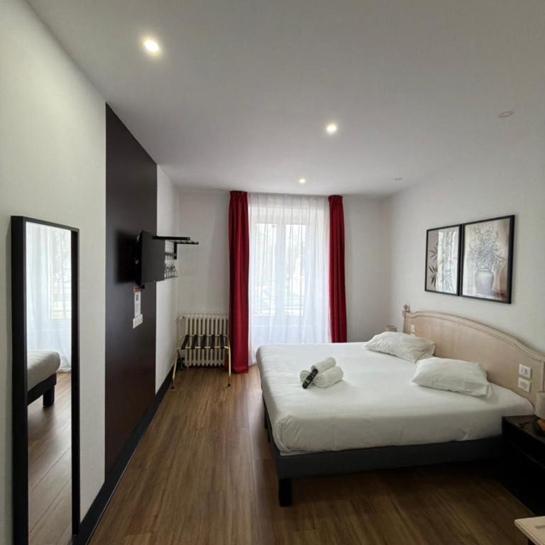 Hôtel de la paix - Chambre Double - 3