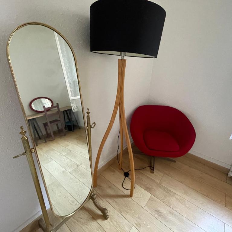 Grande Chambre avec parking possible en supplément, BORDEAUX BASTIDE - Chambre Double - 4