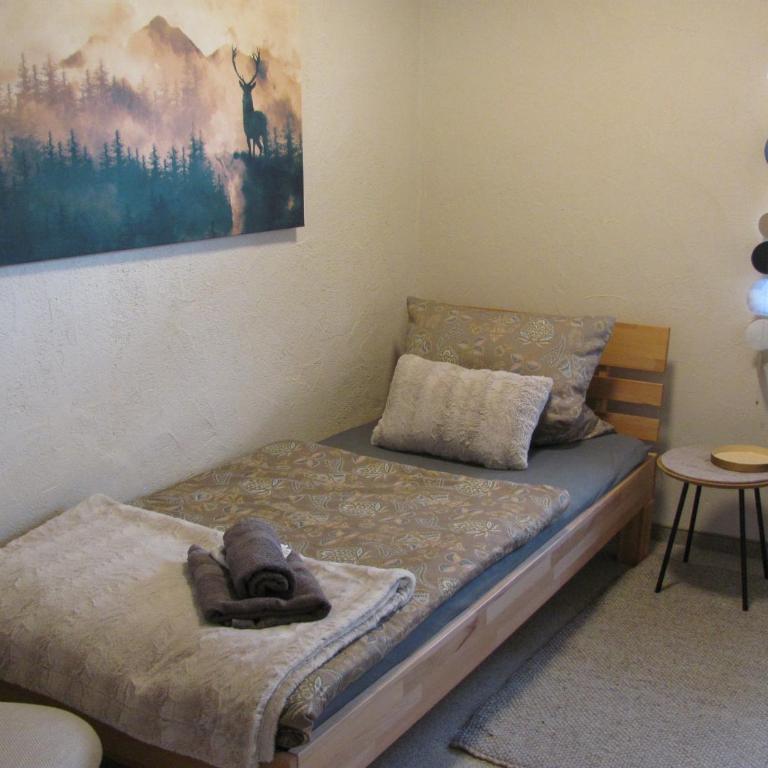 #2 Komfortables großzügiges Gästezimmer mit Gemeinschaftsbad W-Lan Airport nah Late Night Check in Haus Nr 9,5 - Deluxe Zimmer - 12