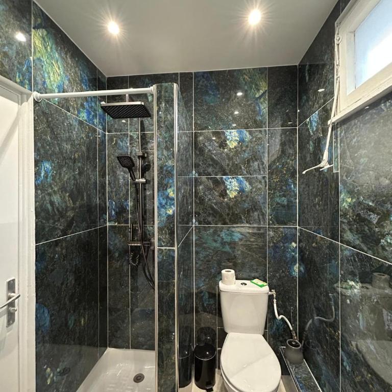 Bentley studio - One-Bedroom Apartment - 6