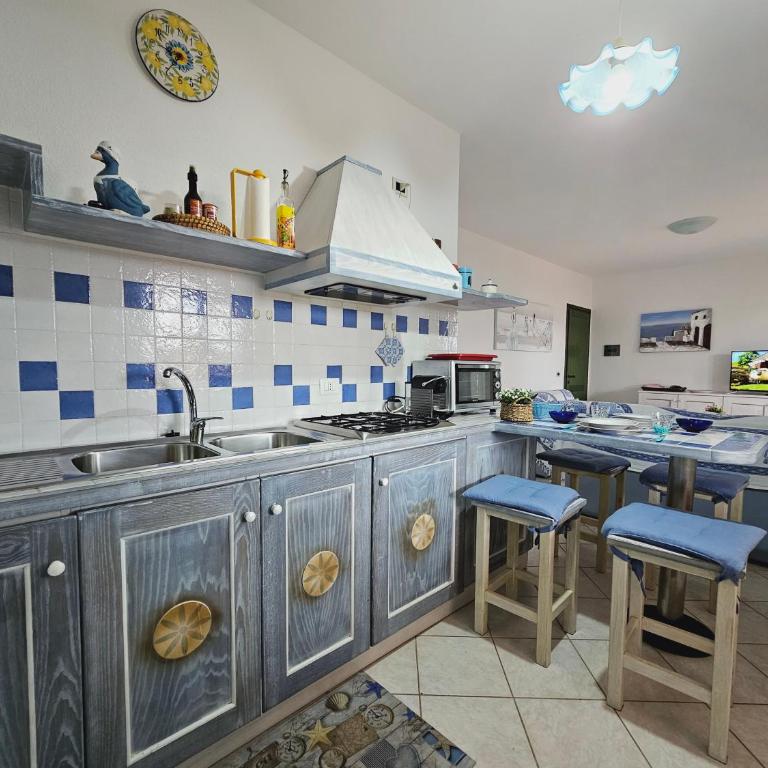 Santa Teresa Gallura Appartamenti - Appartamento con 2 Camere da Letto e Vista Porto - 1