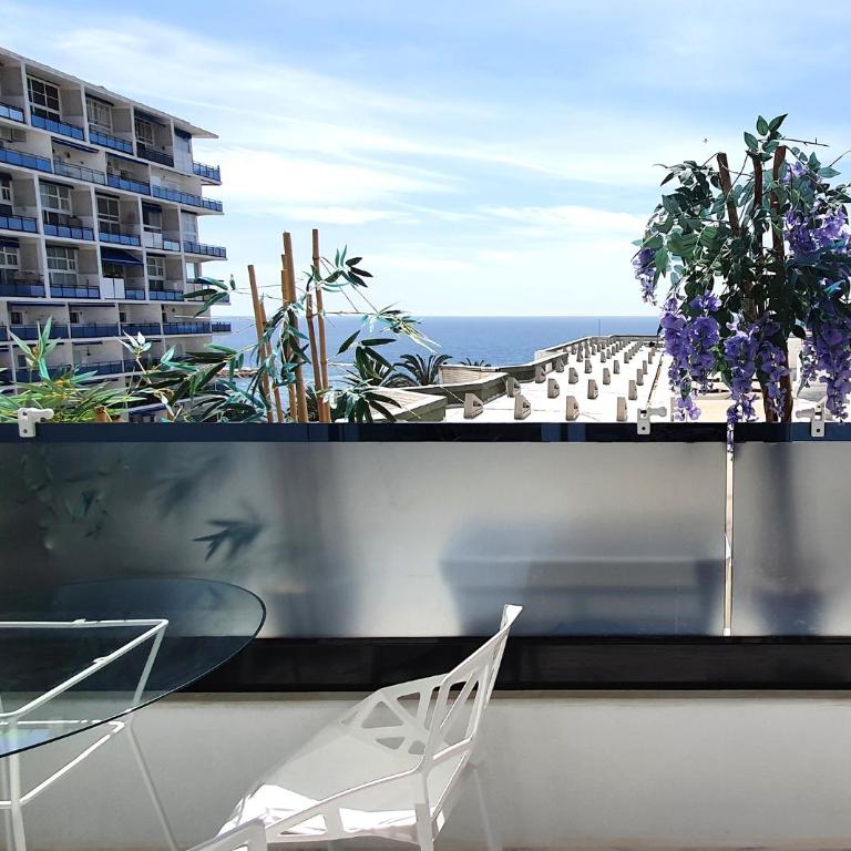 SKOL 645. Exclusive Three Bedrooms Apartment with Sea Views - Casa de 3 dormitorios - 2