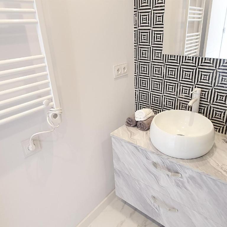 SKOL 645. Exclusive Three Bedrooms Apartment with Sea Views - Casa de 3 dormitorios - 21