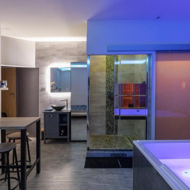LX202 Love Room & Spa privatif - Jacuzzi & Sauna - Apartamento Deluxe de 1 dormitorio - 6