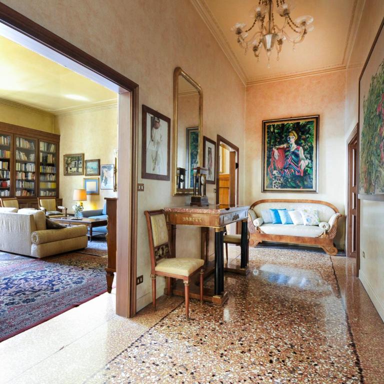 UR NEST Strada Maggiore - Three-Bedroom Apartment - 16