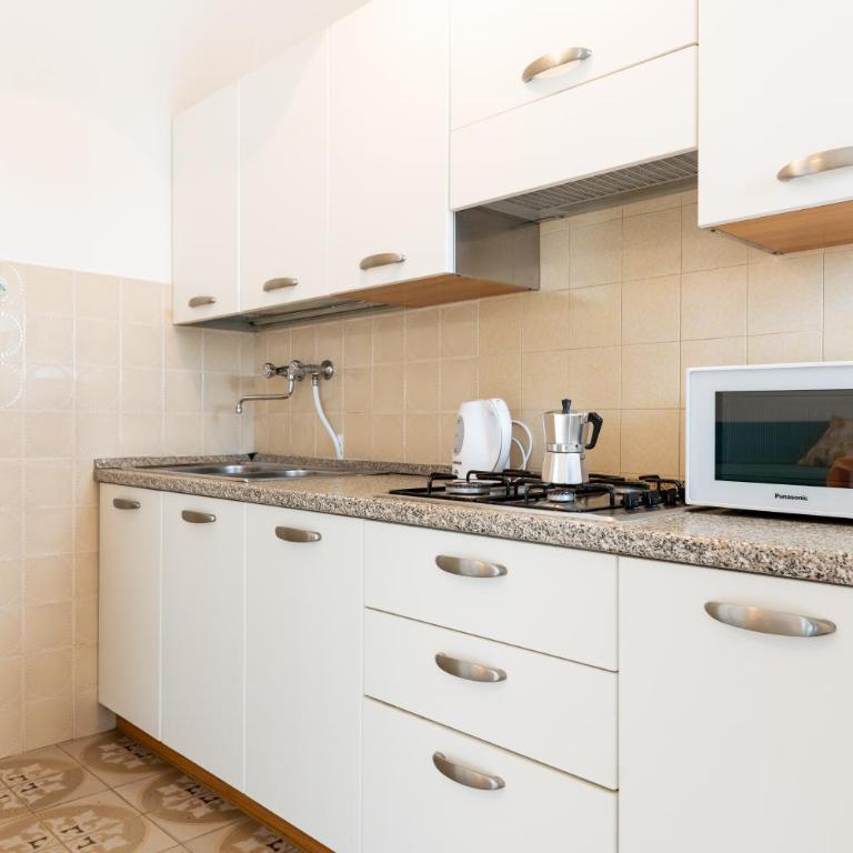 Benelux - Appartamento con 2 Camere da Letto - 11