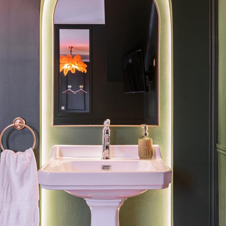 Maison 1887 - Suite avec Jacuzzi - 6