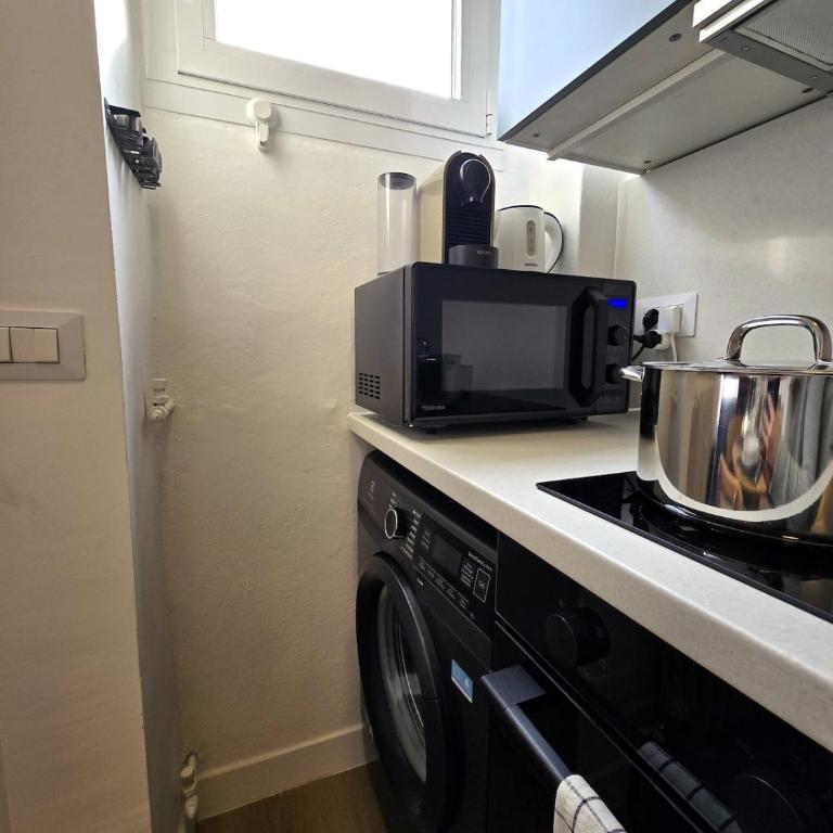 YR Apartments Milan - Ca' Granda - Appartamento con 1 Camera da Letto e Balcone - 2