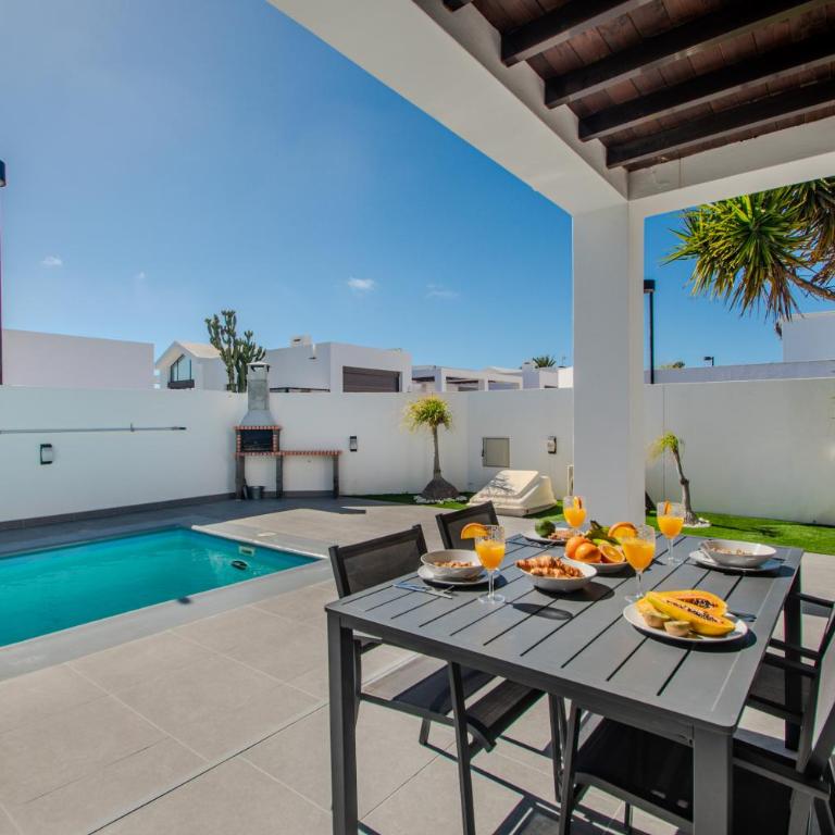 VILLA ORCADES CLOSE TO TOWN CENTER POOL & A/C - Villa de 2 dormitorios - 52