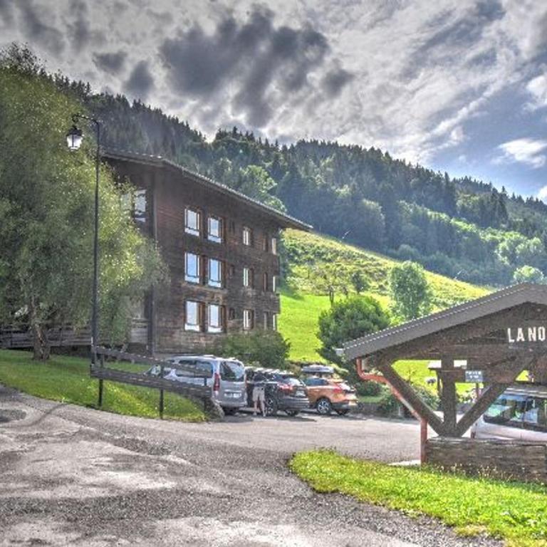Bel appart refait 2 pièces, skis aux pieds, WIFI, parking - FR-1-524-30 - Apartment (5 Erwachsene) - 13