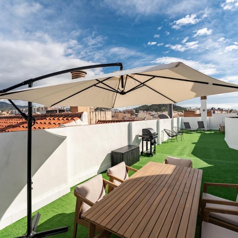Super Central Penthouse with Panoramic view Terrace - Apartamento de 2 dormitorios - 1