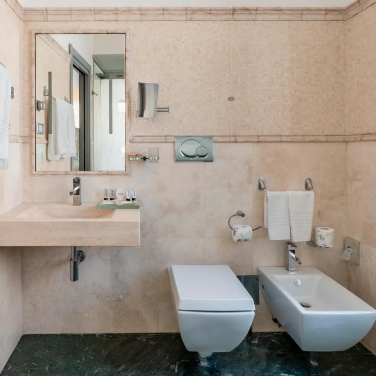 Hotel Trecento - Camera King Deluxe - 4