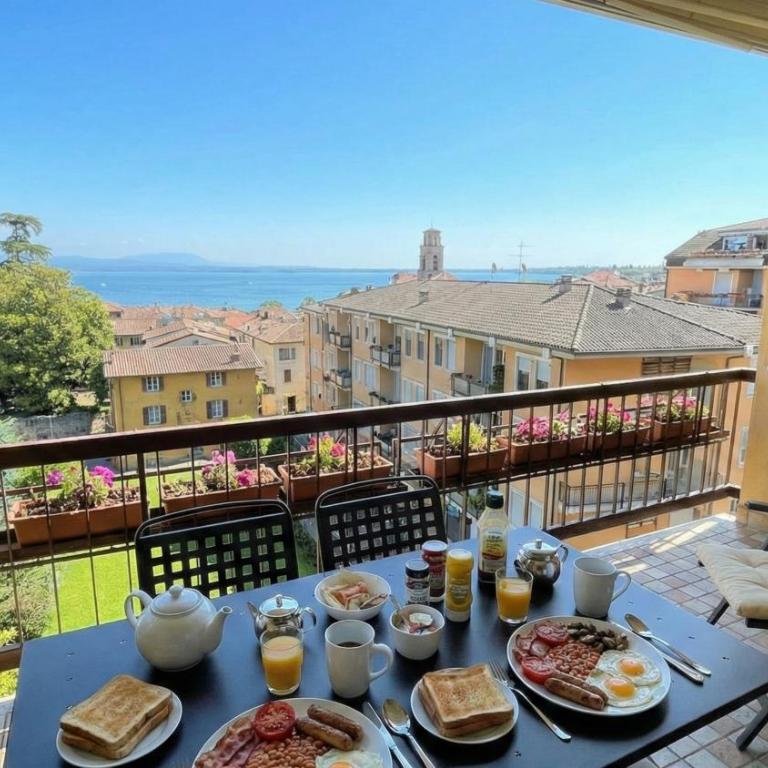 CIAO LAGO Family Apartment DesenzanoLoft Official Partner Homes & Villas by Marriott Bonvoy - Appartamento con Vista Lago - 31
