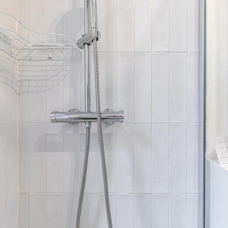 GuestReady - Parisian Charm near the Eiffel Tower - Studio - 11