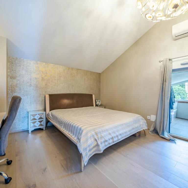 Oxford-Californie Luxury 4-Bedroom Penthouse With Parking - Appartement - 6
