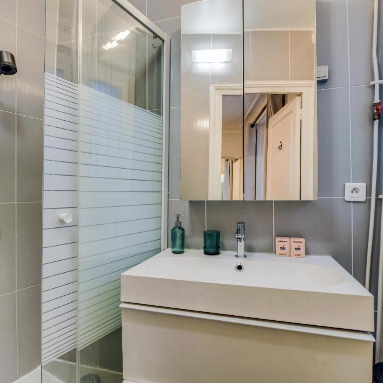 Élégant cocon parisien au coeur du 18e - Appartement 1 Chambre - 8