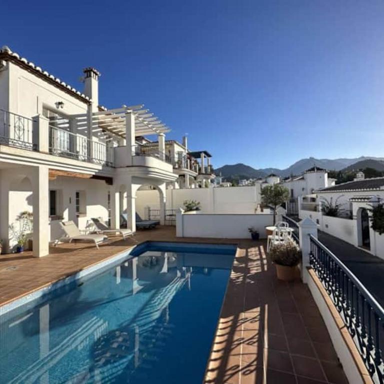 Stunning detached 3-bed villa with private pool - Casa de 3 dormitorios - 3