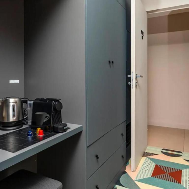 ZOE LUXURY SUITES - Double Room with Spa Bath - 28